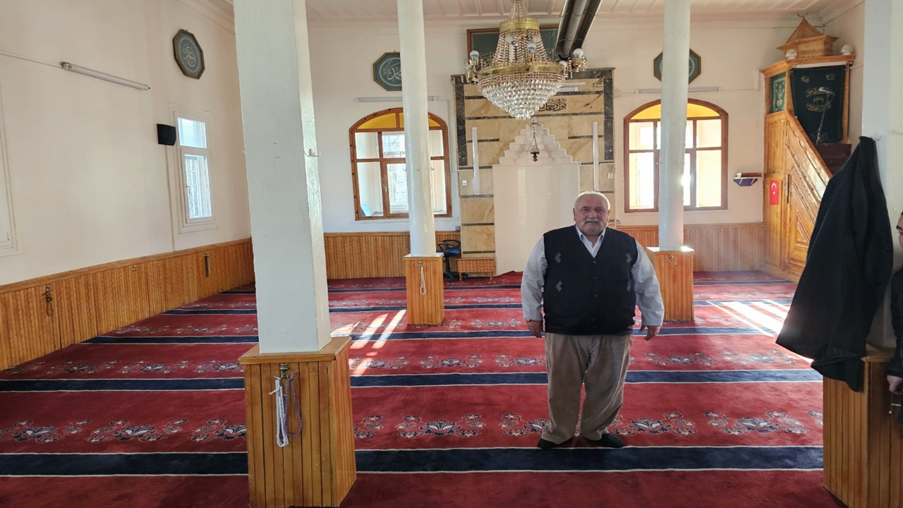 AFYONKARAHİSAR’DAKİ MÜHÜRÜMÜZ ”AKSARAYLI CAMİSİ”