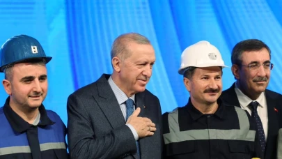 Üniversiteliye 15 bin 162 TL destek! Programın detaylarını Erdoğan duyurdu