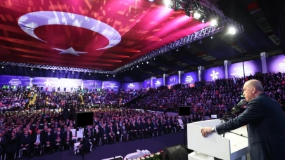 Cumhurbaşkanı Erdoğan: Elimizi afet bölgesinden asla çekmeyeceğiz