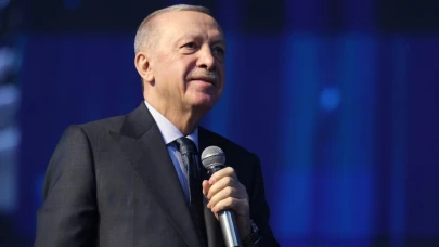 Cumhurbaşkanı Erdoğan yeniden AK Parti Genel Başkanı seçildi